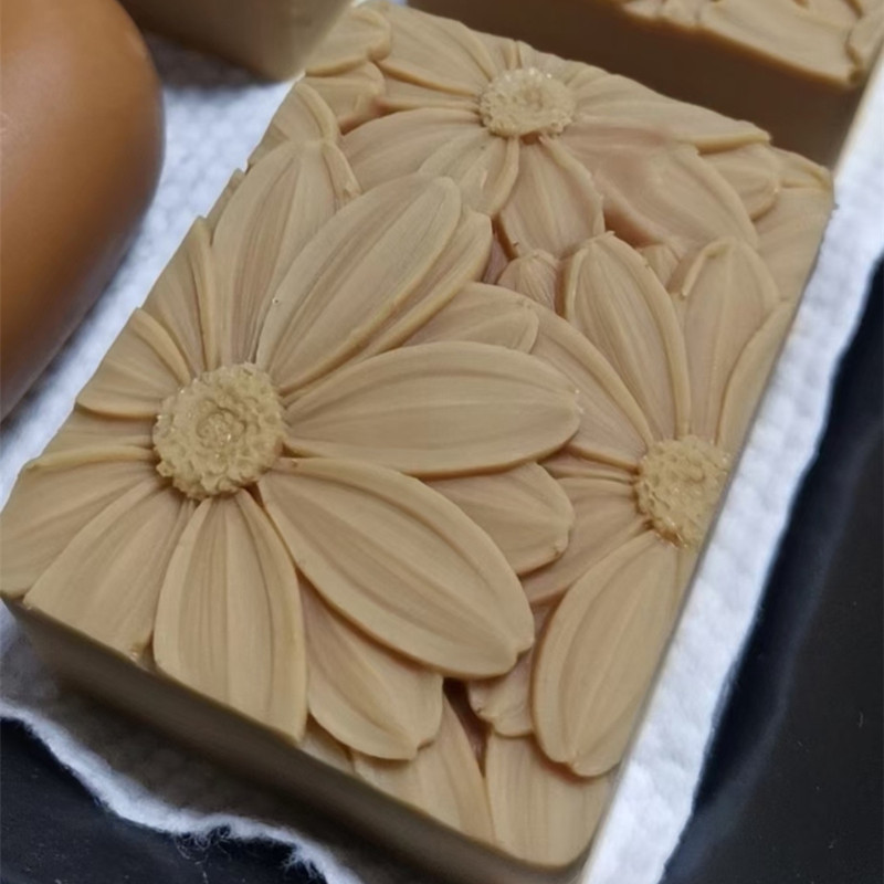 Newest!!!3d Elegant Sunflower  - Soap Making Books ulasan dan harga